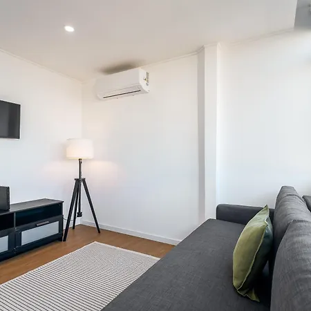 Apartment M J House Setubal