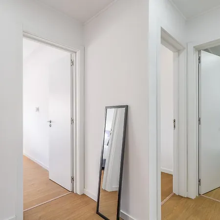 Apartment M J House Setubal