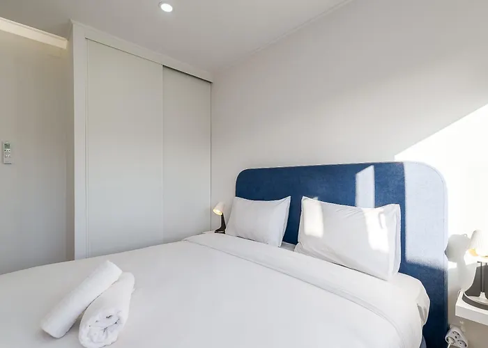 M J House דירה *