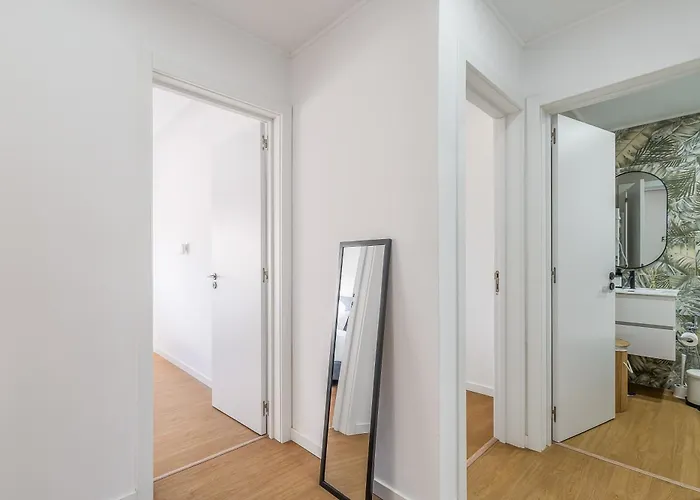 M J House דירה שטובל