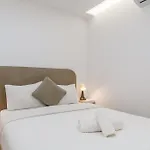 M J House Apartment