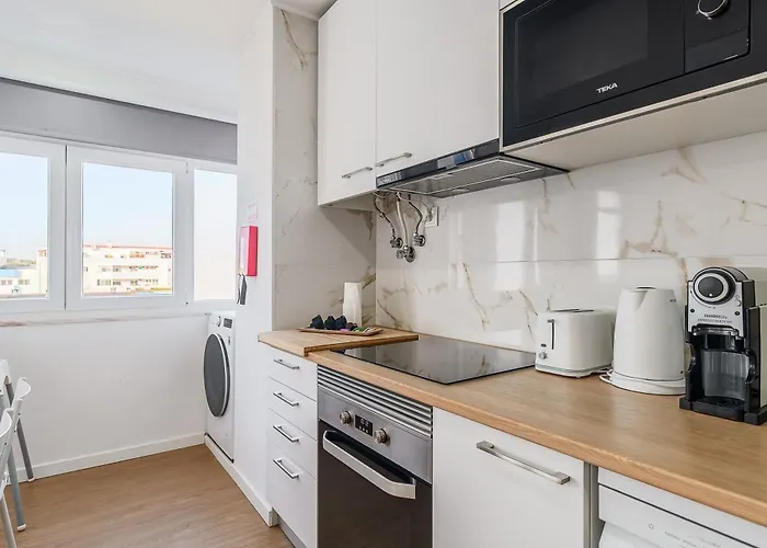 アパート M J House セトゥーバル