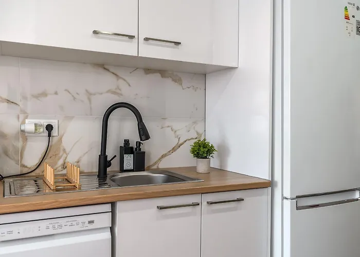 アパート M J House