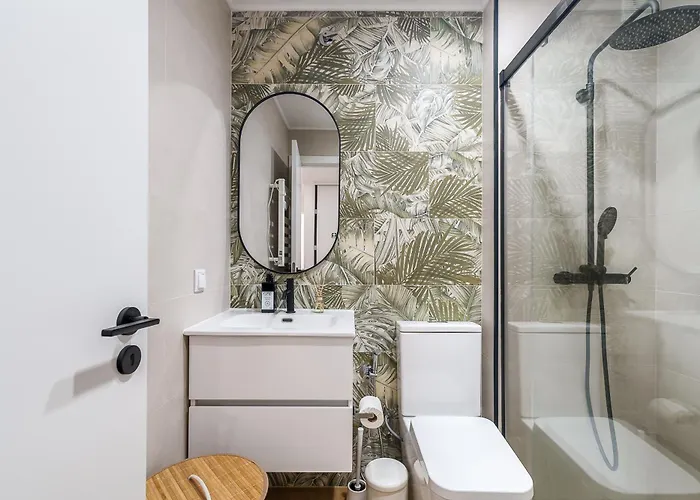 M J House セトゥーバル